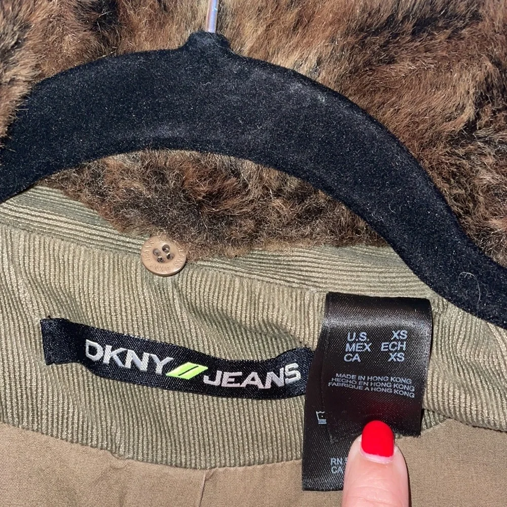 Jacket - Picture 5 of 5